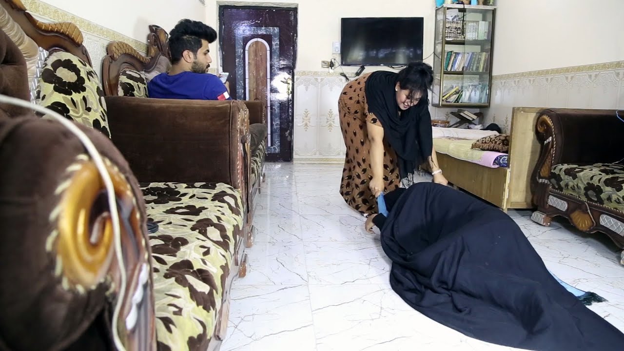 شوفو زوجتي مريم شلون سحلت امي سحل😭  الله اكبر🙏  شاهدو الي صار