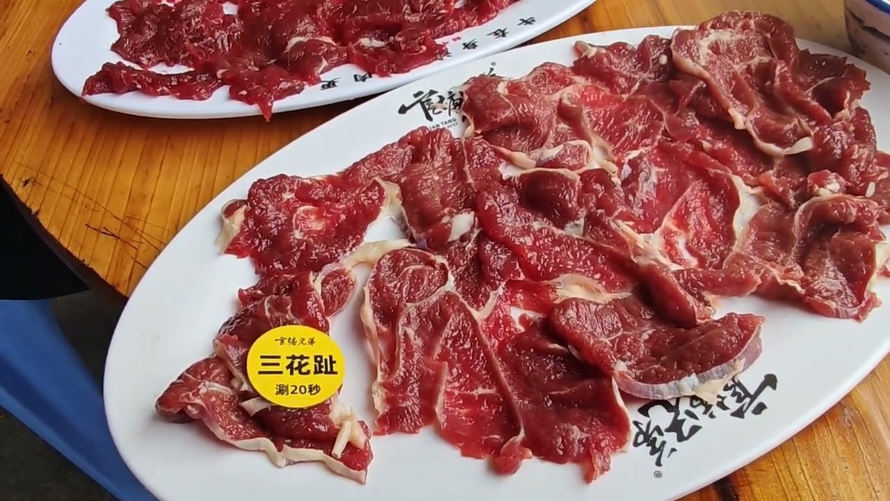 慕名到潮州官塘吃牛肉火锅被震撼，生意火爆，一天两三千桌，老板躺赚！