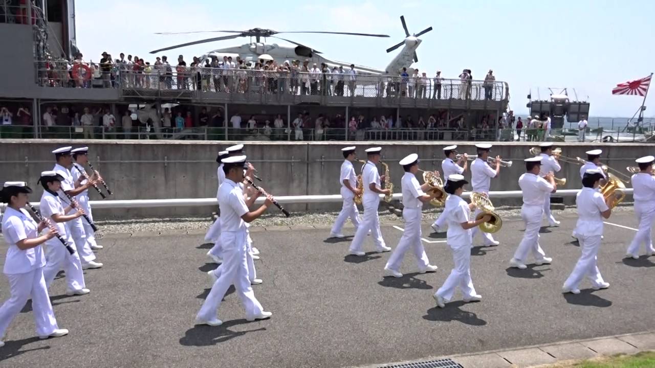 海上自衛隊　呉音楽隊演奏その１（軍艦マーチ）阪神基地隊2016.7.18