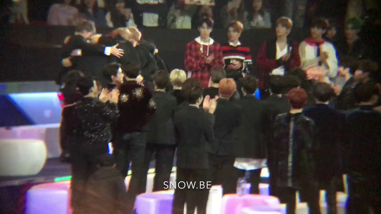 【Fancam】171201 BTS - Artist of the Year (MAMA 2017 in Hong Kong)