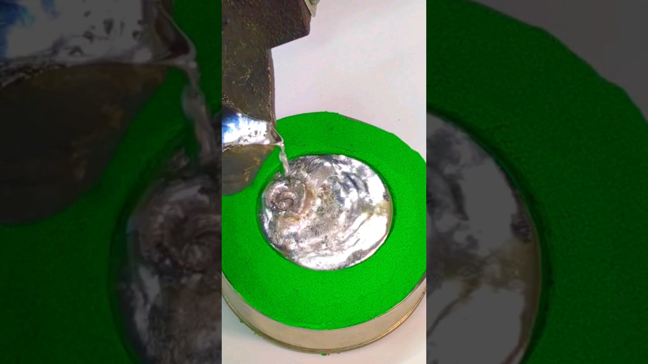 Pouring Molten Metal on Kinetic Sand - Casting Pewter