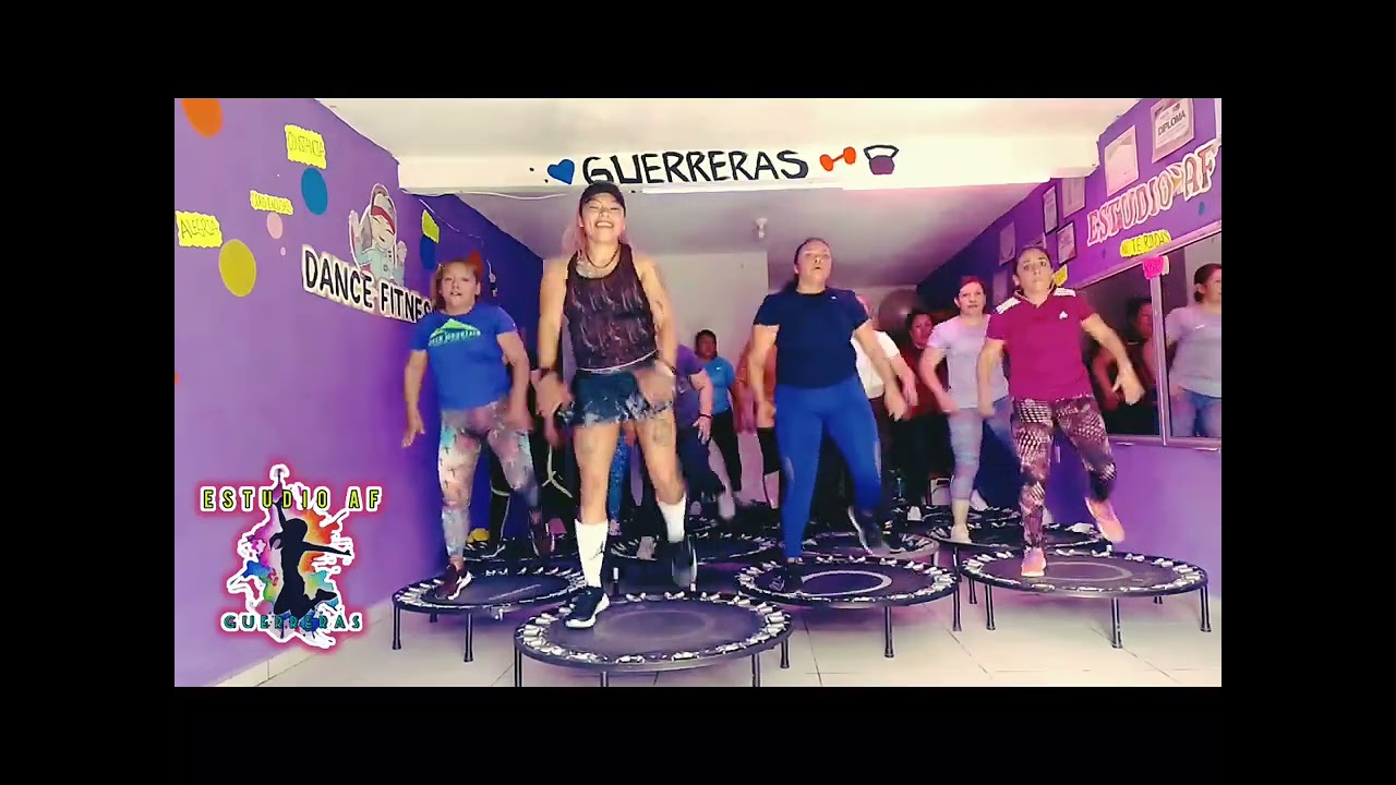 💥🔥TODOS ME MIRAN remix🔥💥 gLoria Trevi 🤩😍😍JUMPERS AF 🤩