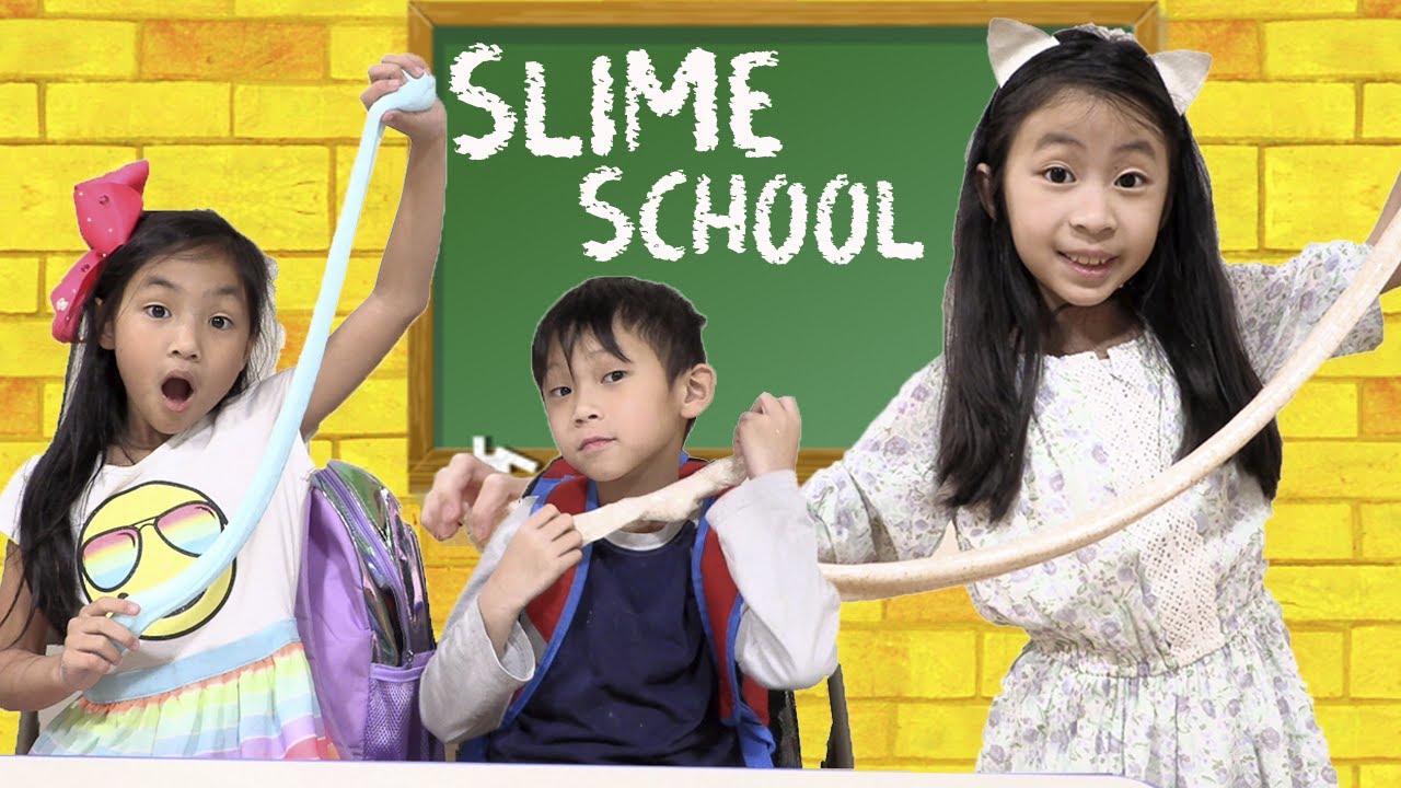 Pretend Play First Day of School Nervous Students