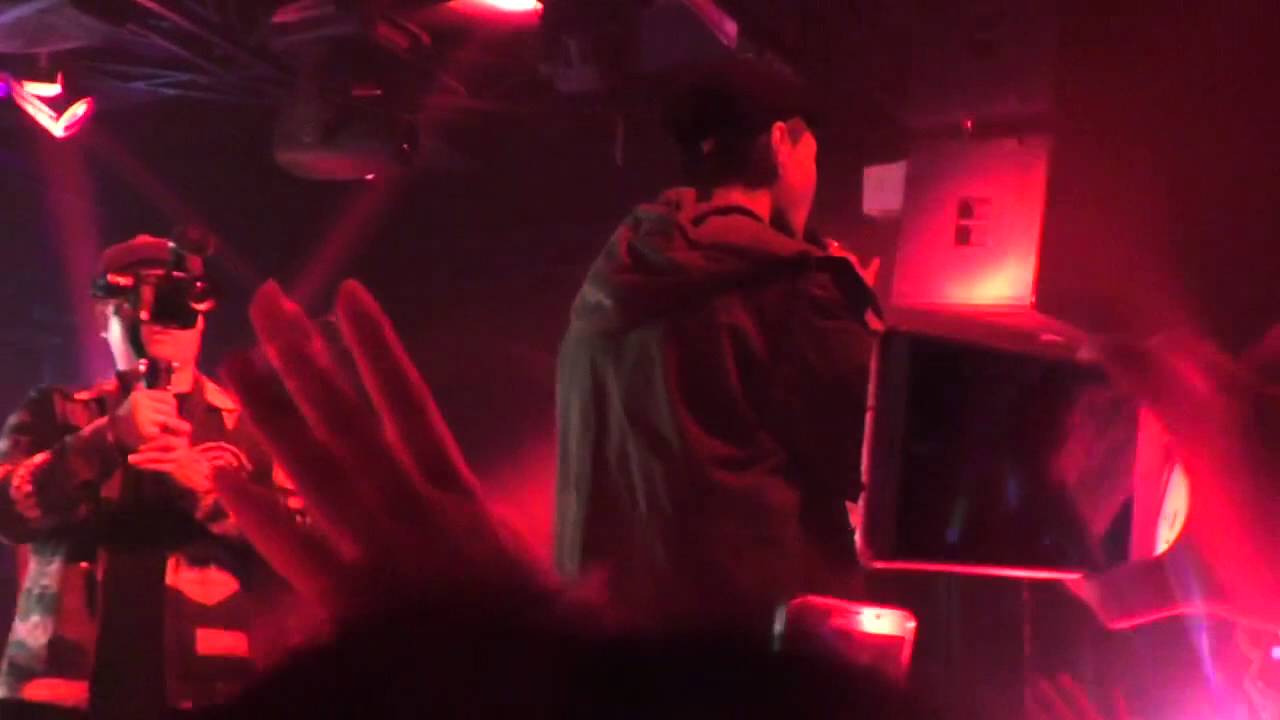 CLUB ESKIMO SHOW IN BUSAN / CRUSH (& DEAN)-oasis-