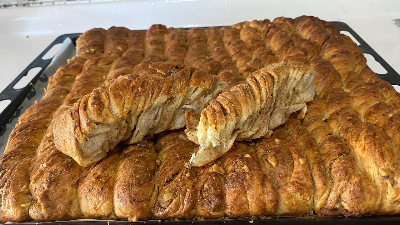 ‼️Hiç abartmıyorum 💯Tel tel ayrılan meşhur haşhaşlı cevizli AMASYA BURMASI tarifi 👌#amasya#çörek