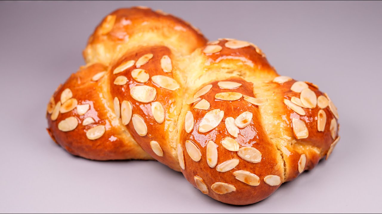 How to Make a Soft & Delicious Easter Bread