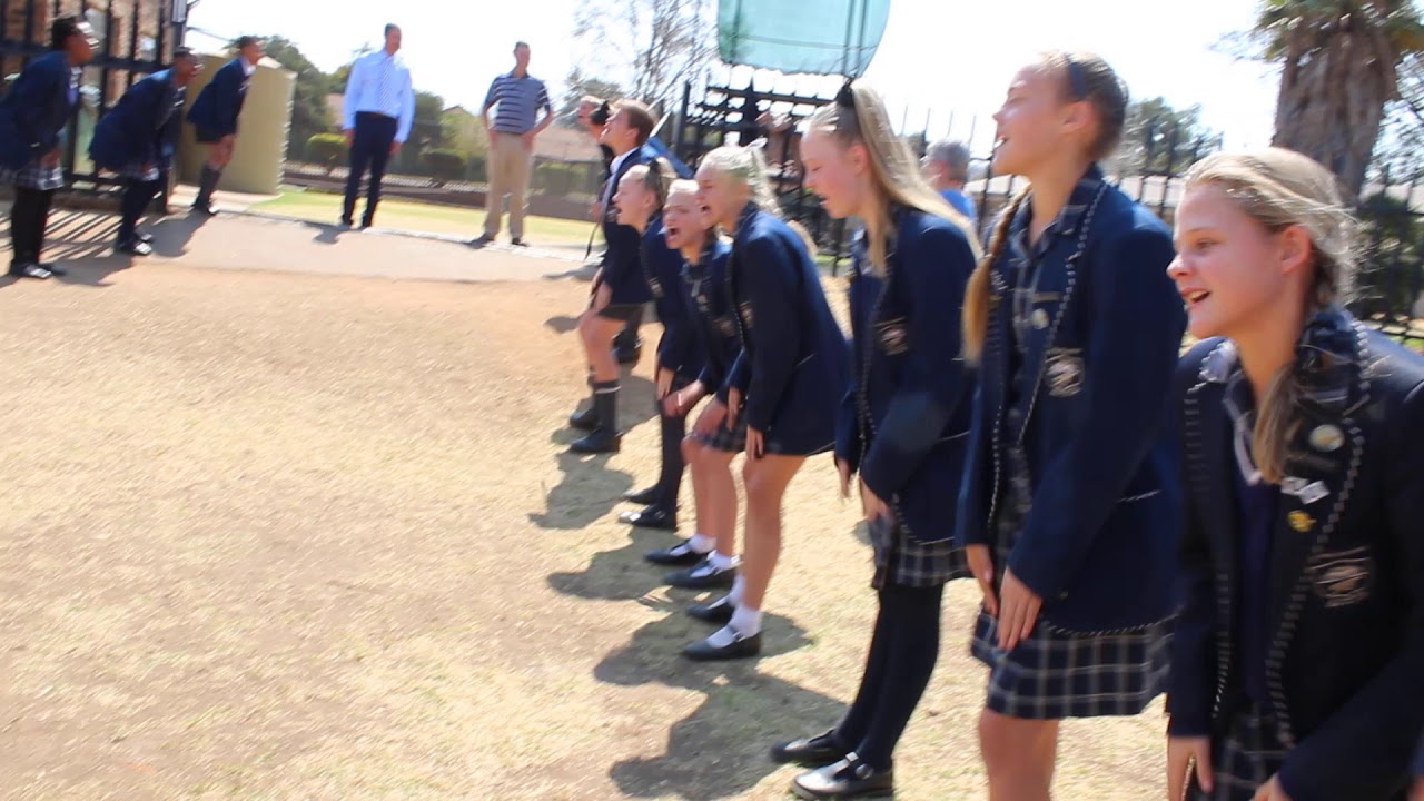 Hoof van Laerskool Kanonkop vier sy 50ste