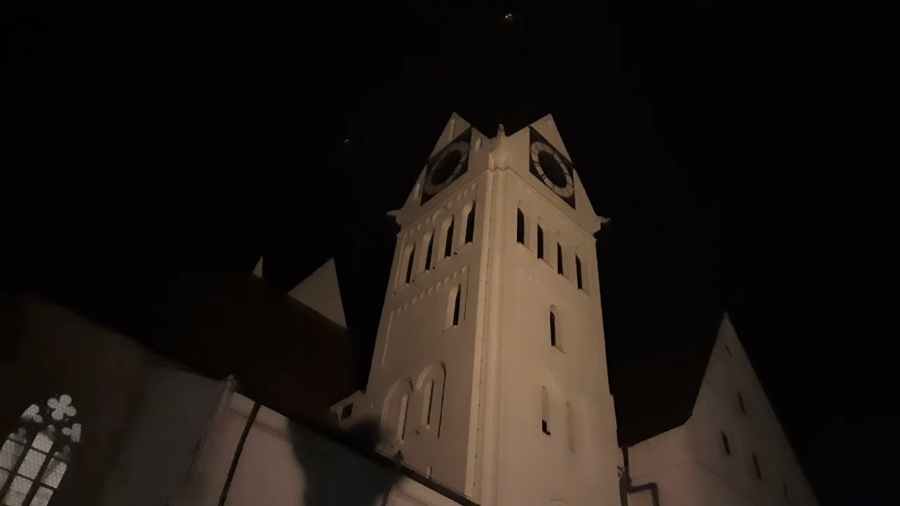 Eichstätt (EI) Dom Mariä Himmelfahrt. Teilgeläute zur Vorabendmesse.