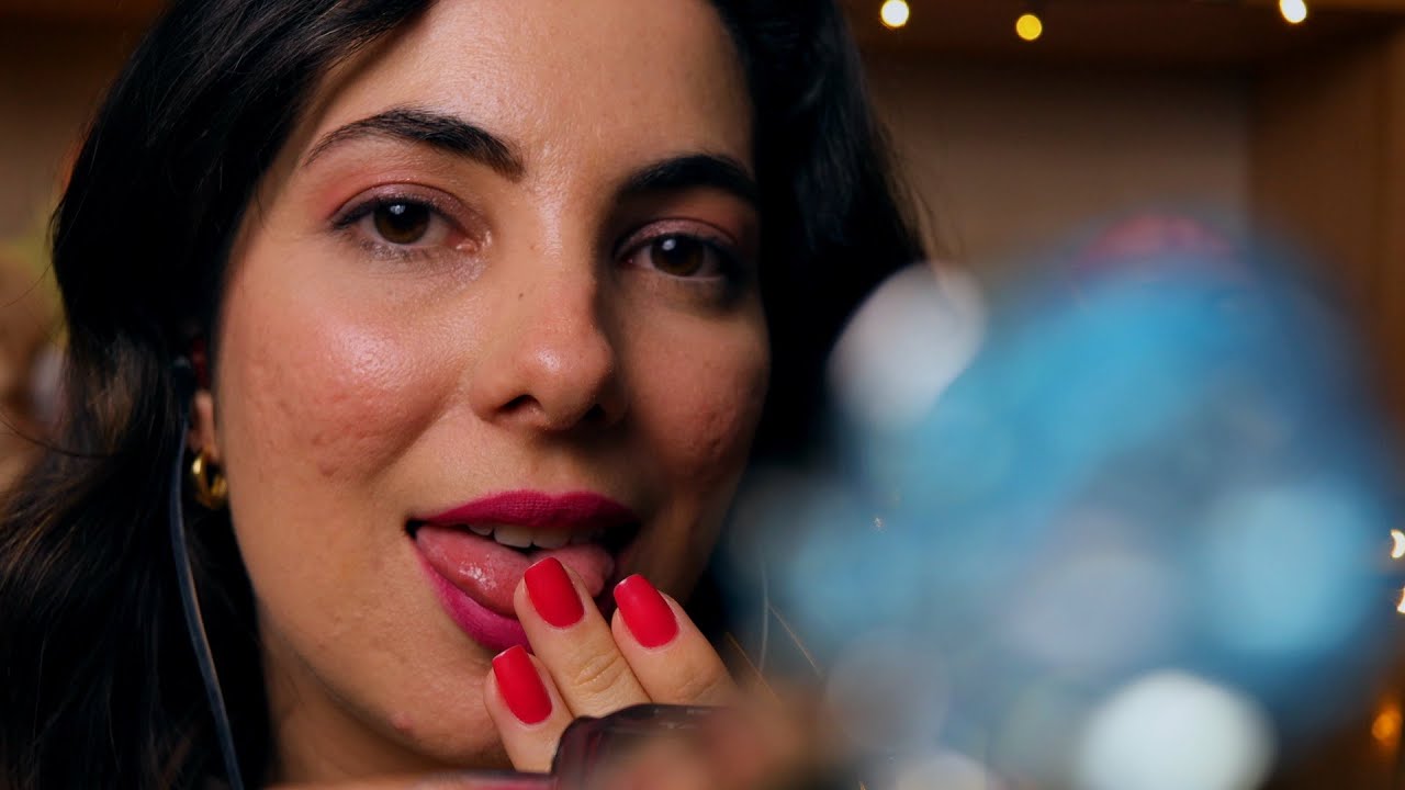 ASMR SPIT PAINTING NO SEU ROSTINHO DELICADAMENTE - Sweet Carol