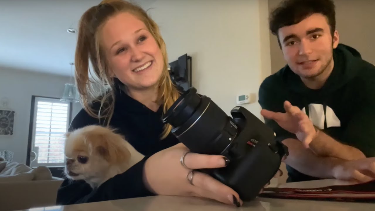 i dropped my camera in the toilet... vlogmas day 6