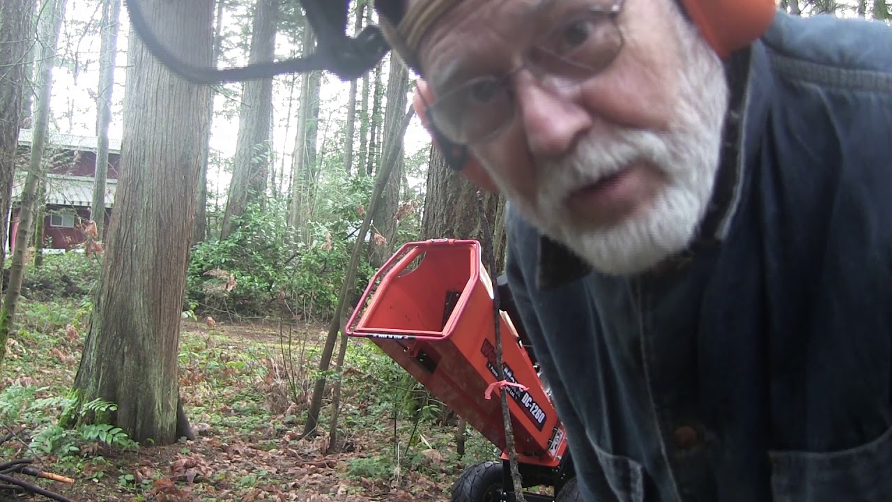 WoodMaxx DC1260 Chipping Wood