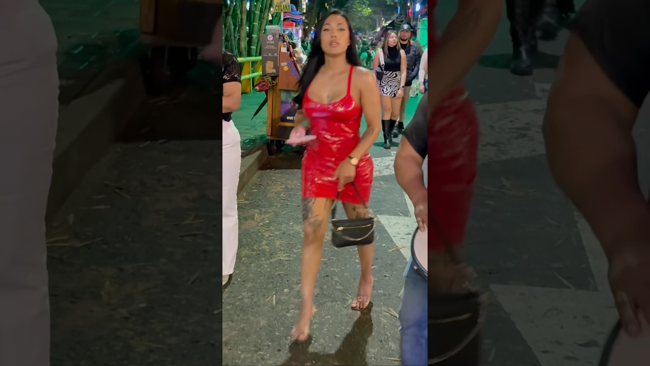Single Ladies in Medellin Colombia Nightlife #medellin #colombia #nightlife