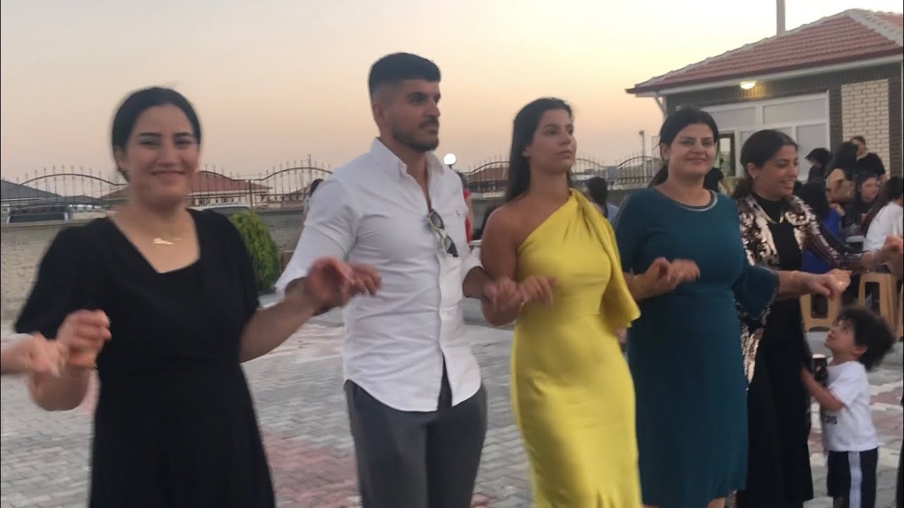 Düğün . Nesrin BAYRAM