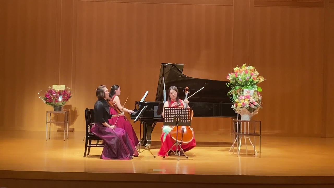 中1  ピアノトリオ1番　Op.49   1楽章