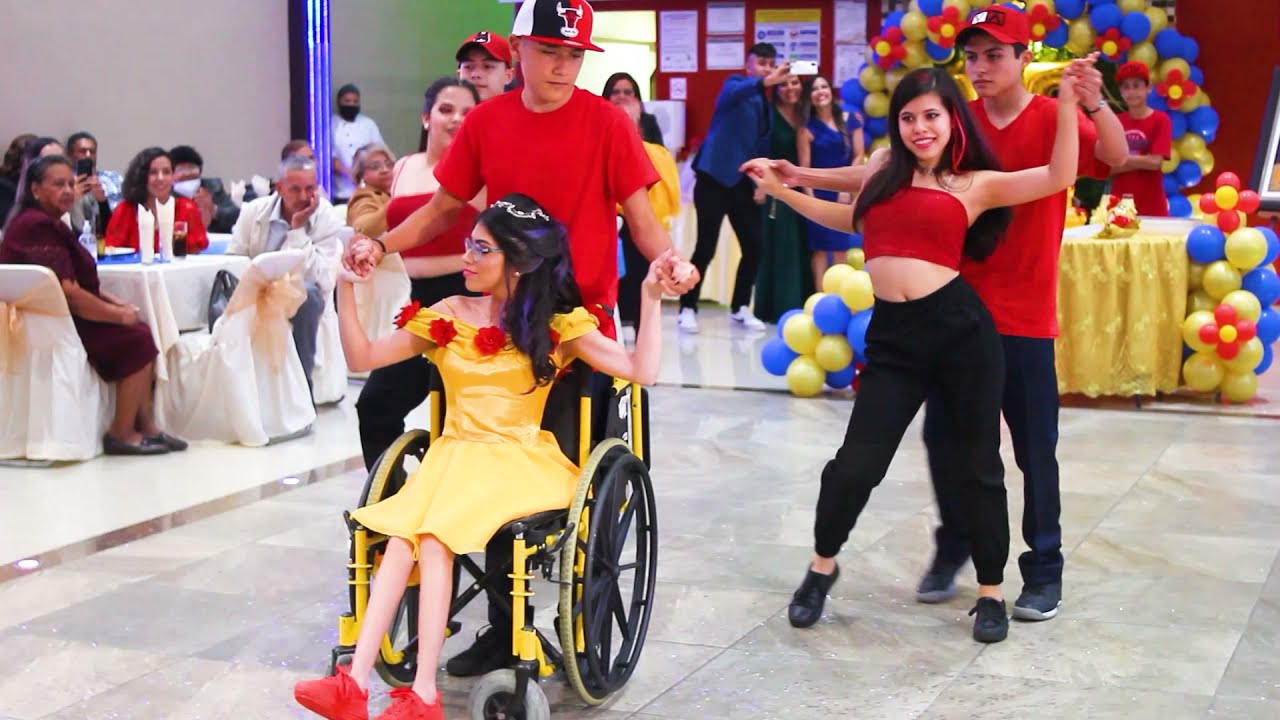 Los XV De Carlita / Baile Sorpresa En Silla De ruedas