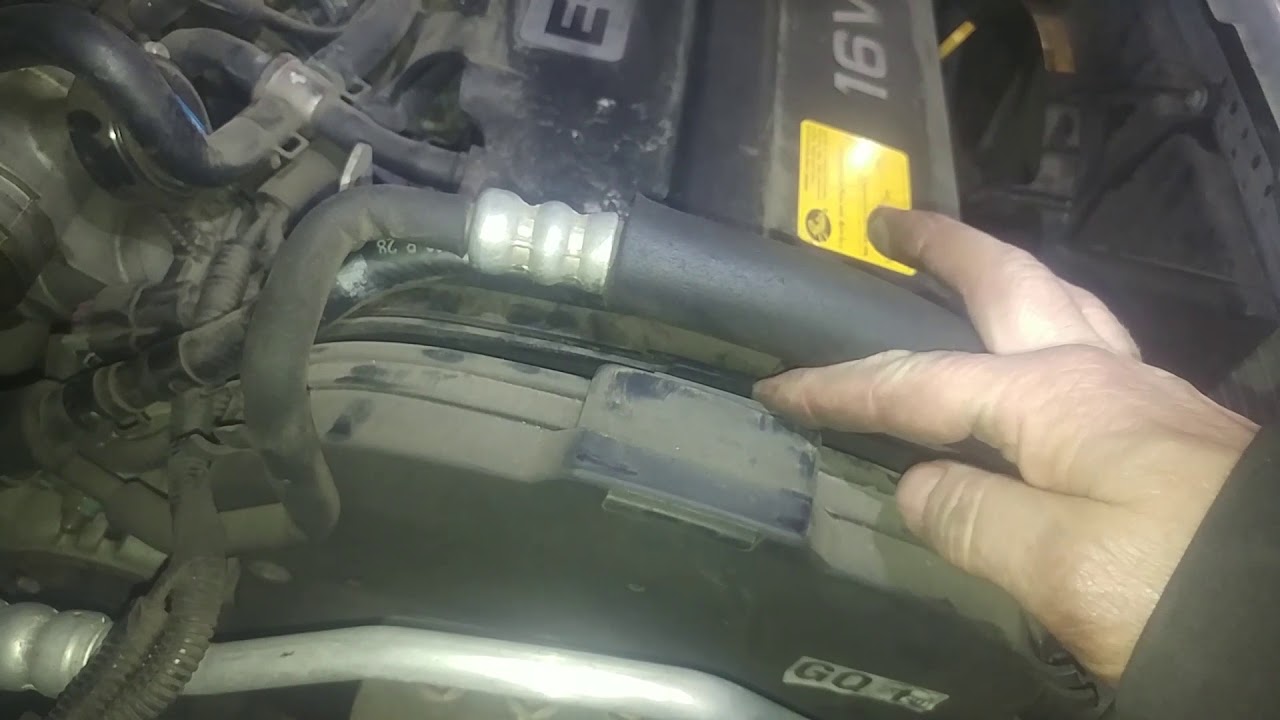 Timing belt replacement 2006 Chevrolet Aveo water pump installation.