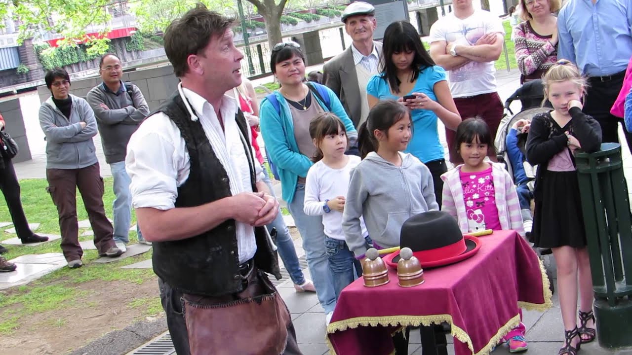 Great magic show on Melbournes streets by Nick Nickolas
