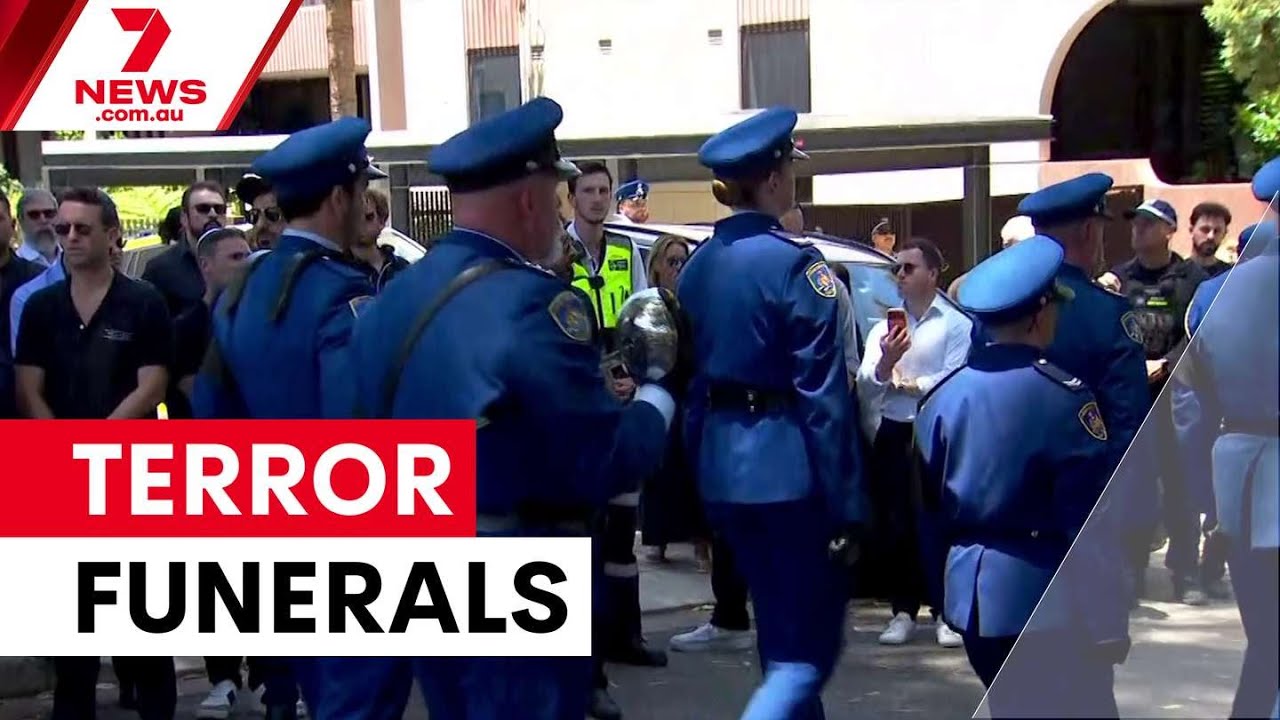 First funerals held for Sydney terror victims | 7NEWS