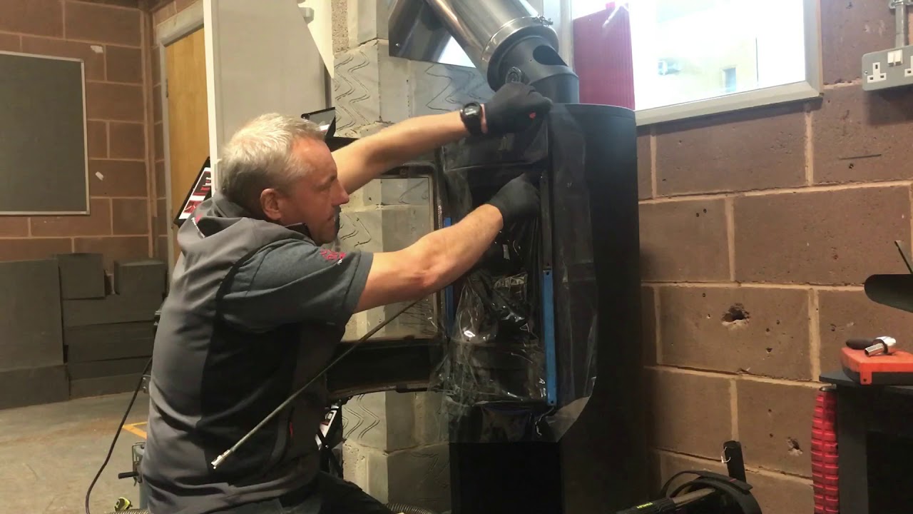 Power Sweeping Through a Contura and Twinwall Liner with SnapLok 8mm Rods & Whip Head