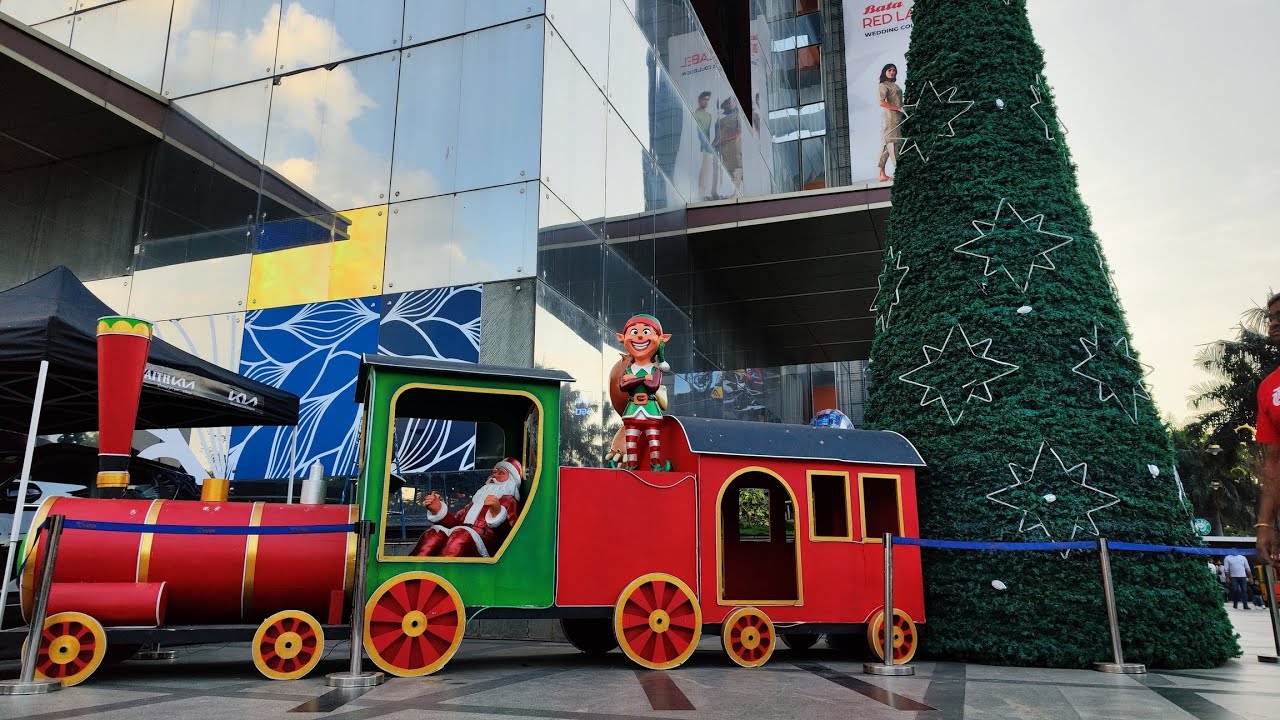 🎅 Biggest Christmas Celebration at Garuda Mall, Bengaluru | Don&rsquo;t Miss the Festive Fun! 🎄✨