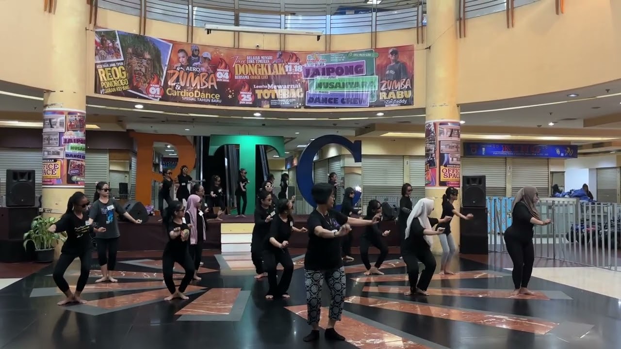 Tari Dongklak
