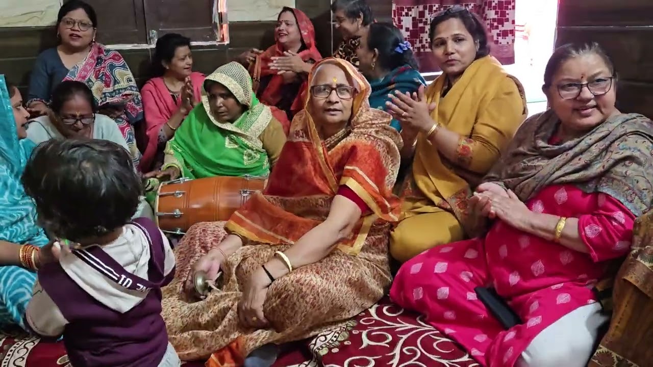 भोले का भजन मेरी छोटी सी गौरा बनेगी दुल्हनिया सज के जाएंगे भोले बाबा