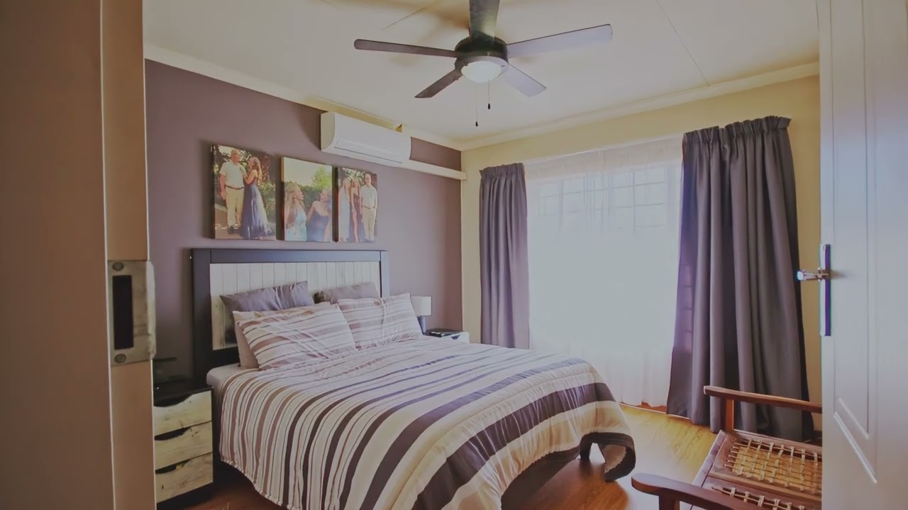 2 Bedroom Apartment for Sale in Pierre Van Ryneveld
