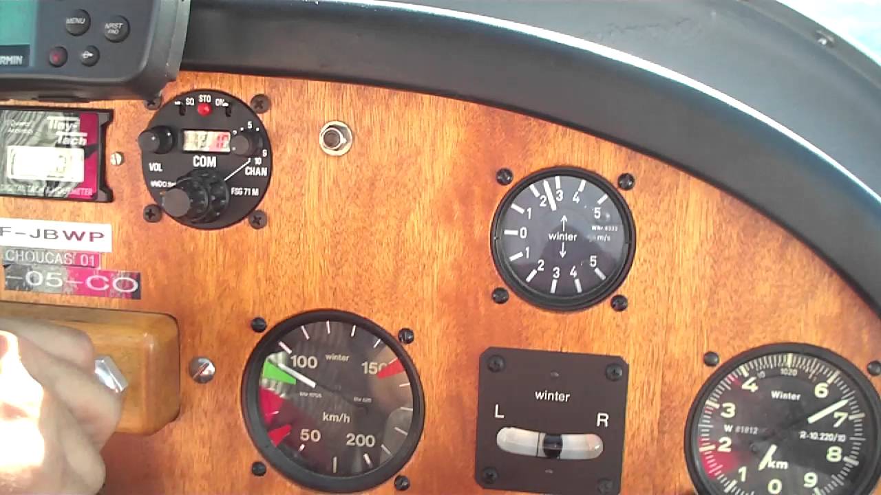 Choucas homebuilt flyingwing takeoff in Alps