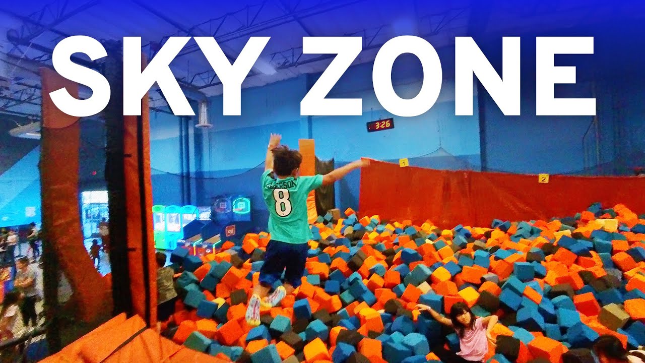 What's Inside Sky Zone Trampoline Park? Bounce House, Jumper, Zip Line, Obstacle Course
