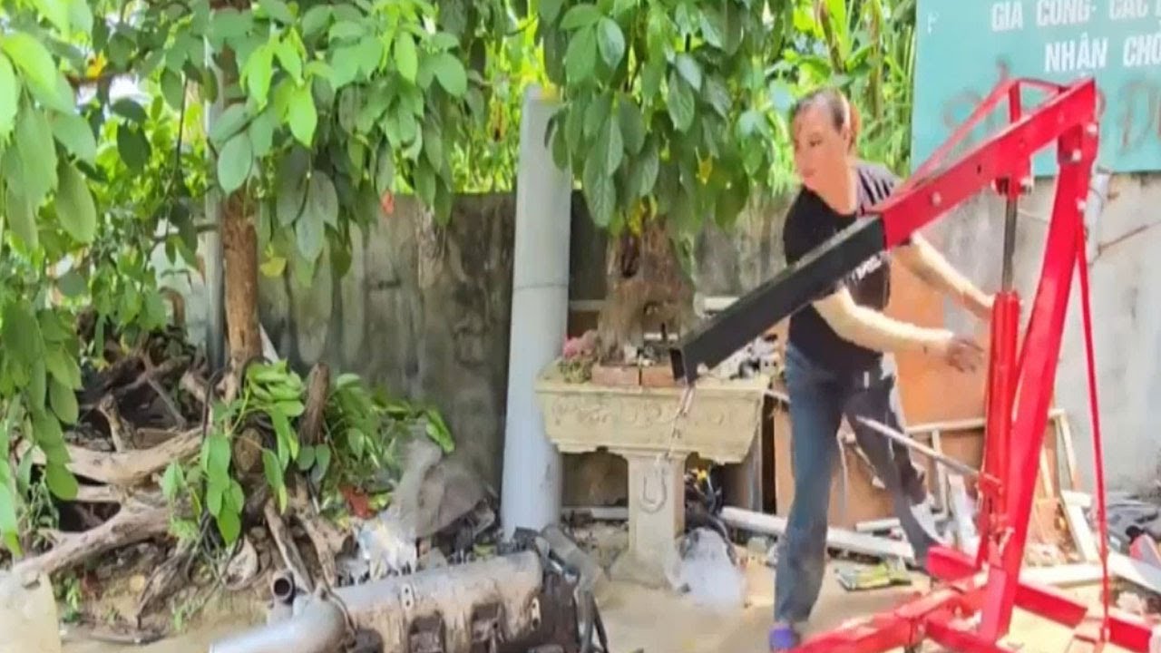 An Orphan’s Struggle for Survival | Hard Work, Poverty & Hope 💔 #video #viral #orphan #reels #maa