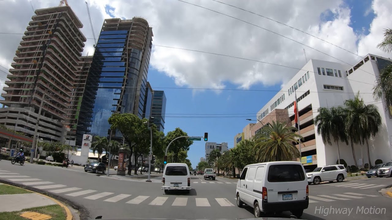 Avenida Winston Churchill, Santo Domingo