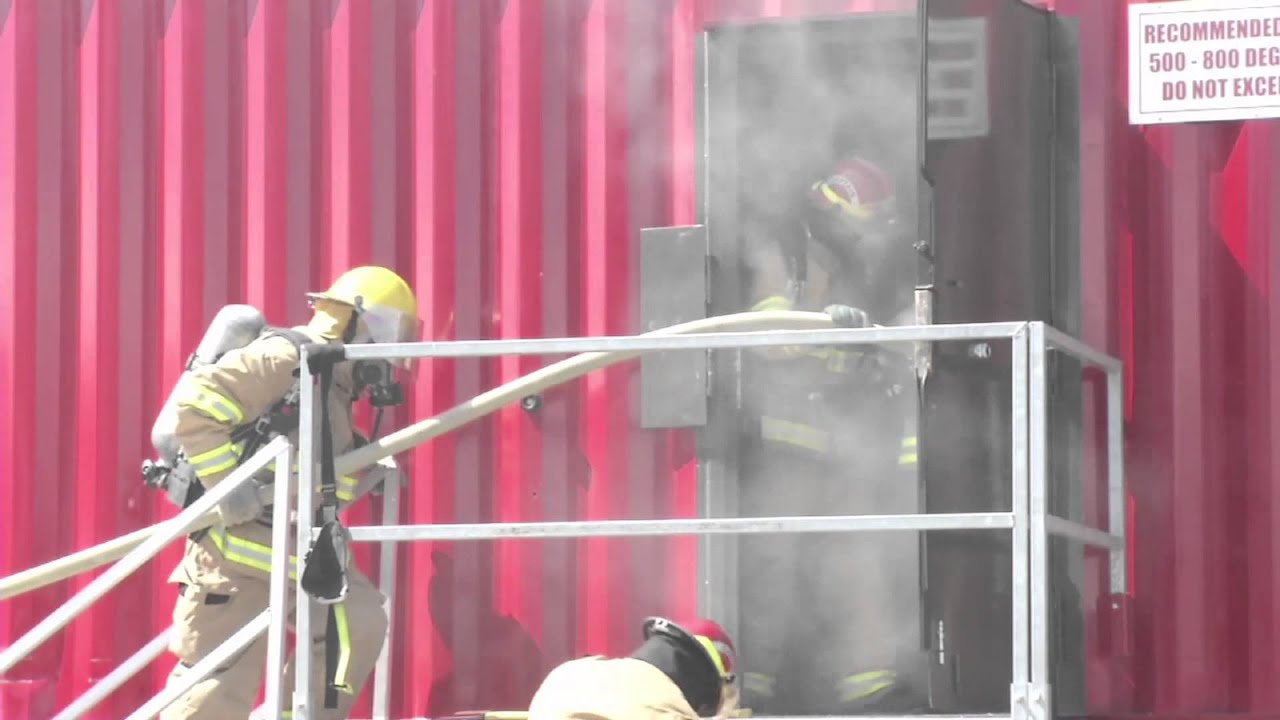 Sailors Train with Italian Firefighters