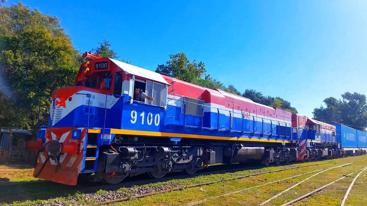 [4K] Colorido tren de contenedores de NCA con destino a Rosario pasando por Marcos Juárez!!!!!!