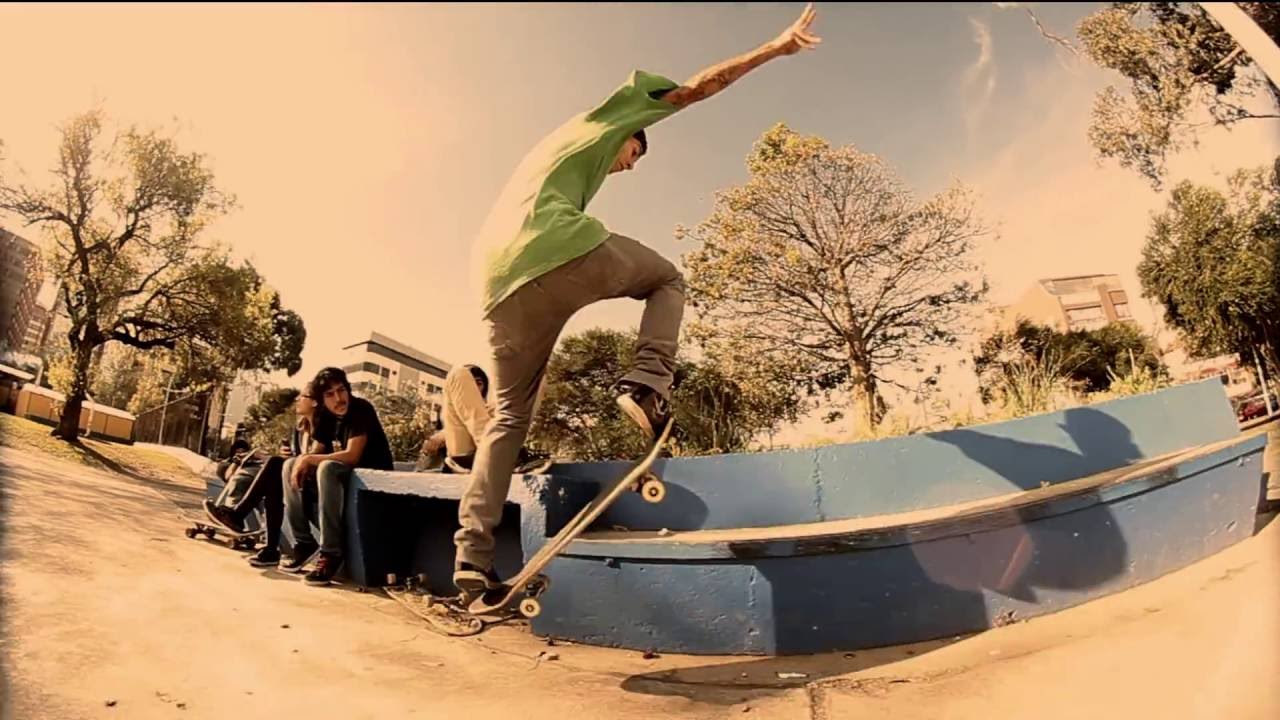 Ariel Vega . Destroyers 2