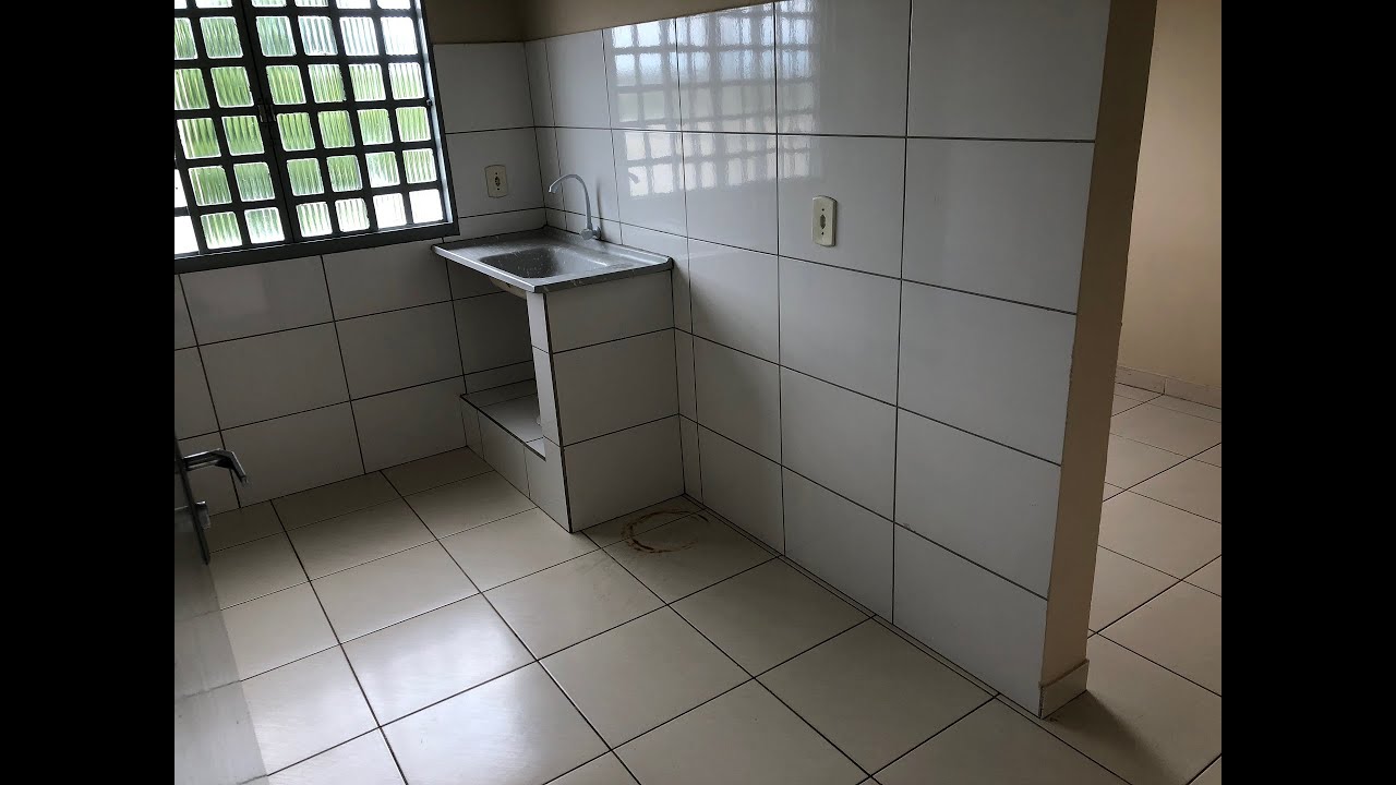 Kitnet para alugar com 1 quarto cozinha e banheiro localizada na QNG 37 LT 13 Taguatinga Norte