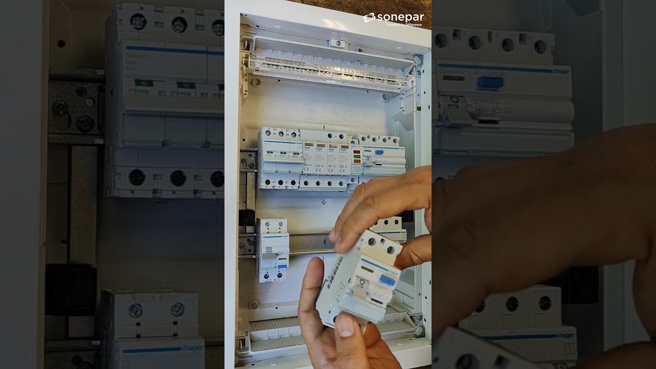 Rozdzielnica mieszkaniowa u dewelopera⚡Co powinno być w środku❓ #elektryk #hager #deweloper