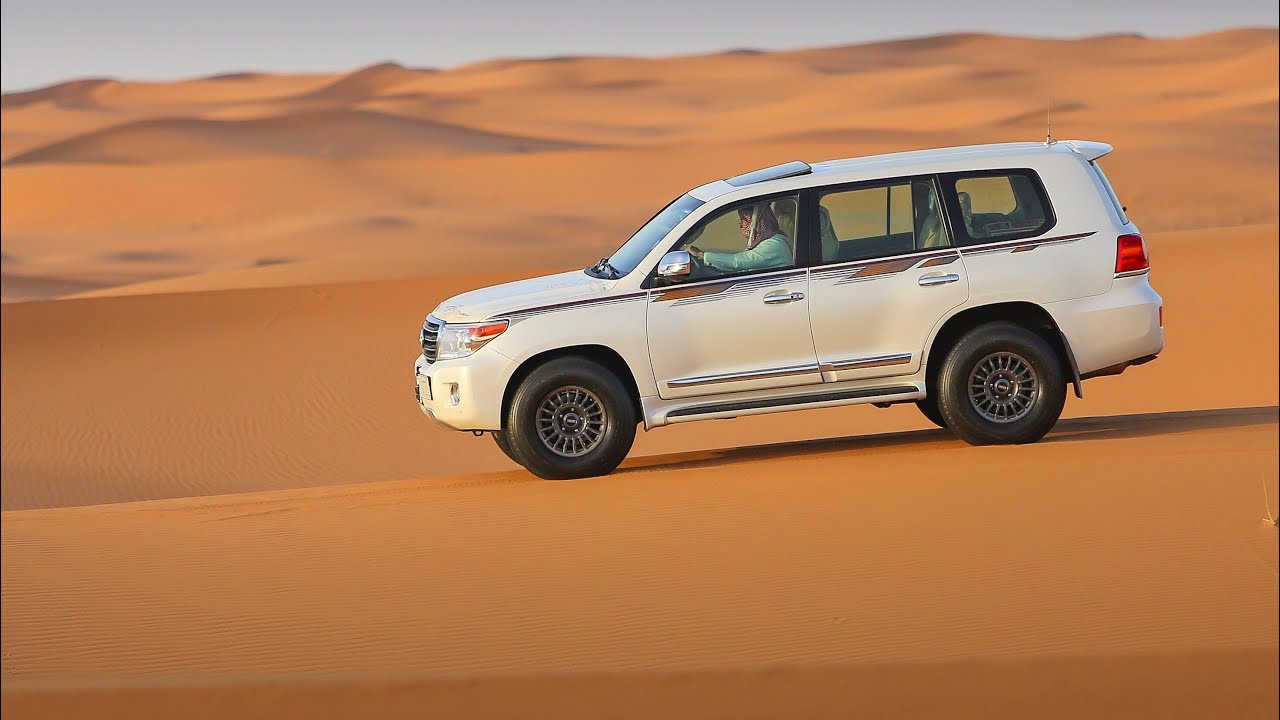 شيلة في ايدينها طفل ابو شهرين بطيء.