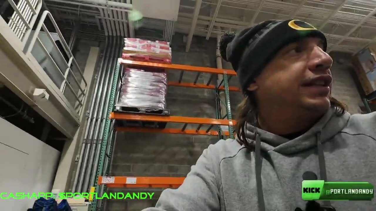 🛒 Costco Wholesale Live: The Pre-Christmas Chaos!