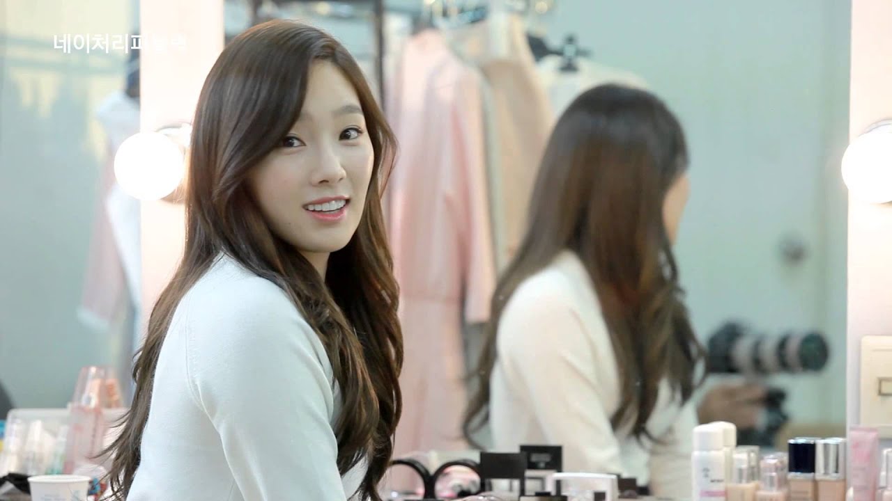 [메이킹 영상] 네이처리퍼블릭과 함께 한 태연(TaeYeon)의 반전 매력, 지면 촬영 현장 편