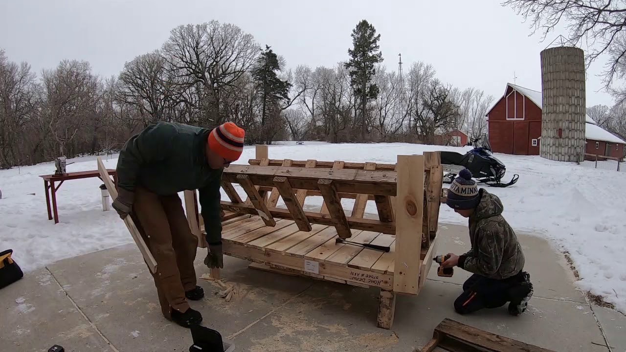 How To Make A FREE Hay Feeder!