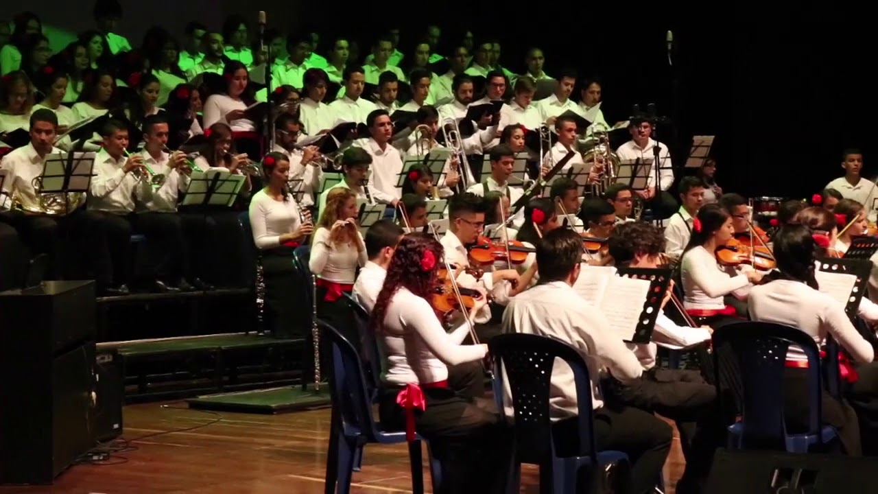 Bizet - Carmen - Acto IV Marcha y coro 