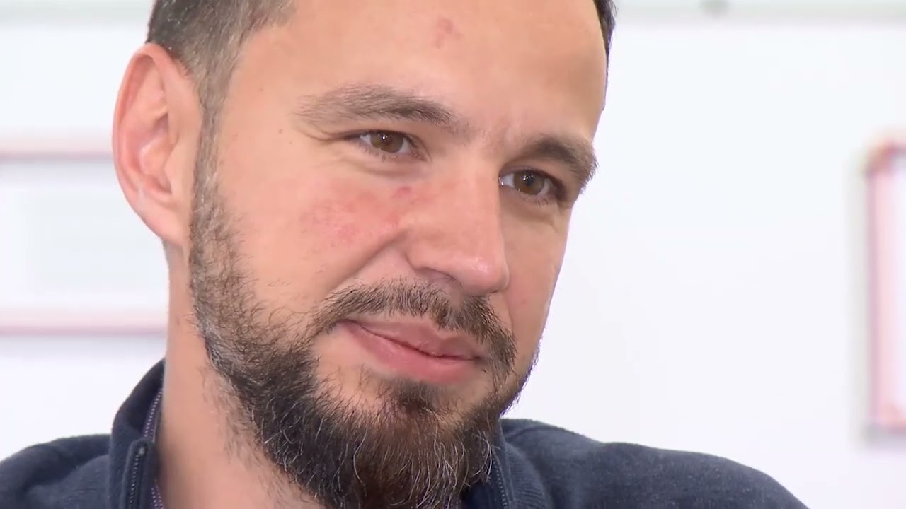 Cancerul colorectal poate fi tratat prin chirurgie robotica | Prof. Dr. Catalin Copaescu