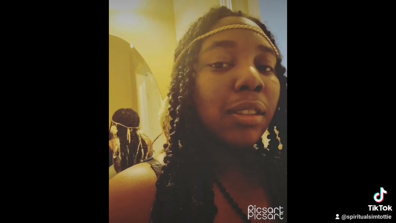 beautiful girls poem ✨❤️&zwj;🔥 (voiceover) #poem #voiceover #poemvoiceover #poetry