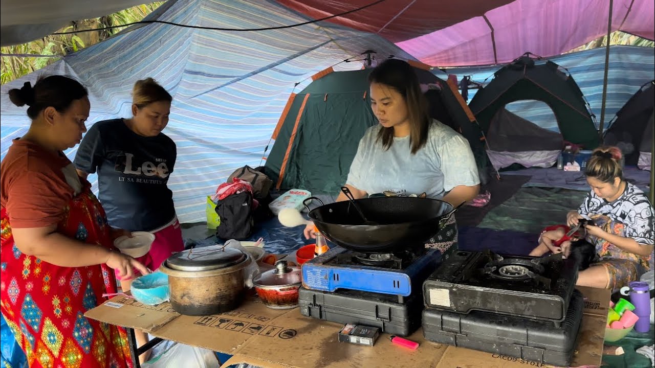 Hari Ke Dua Bercamping Dihutan