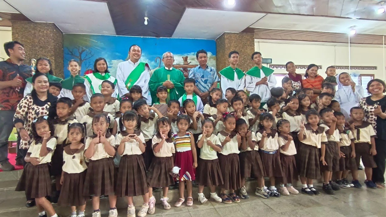 Tugas Misa di Gereja Paroki St. Maria Tak Bernoda Tegalrejo 