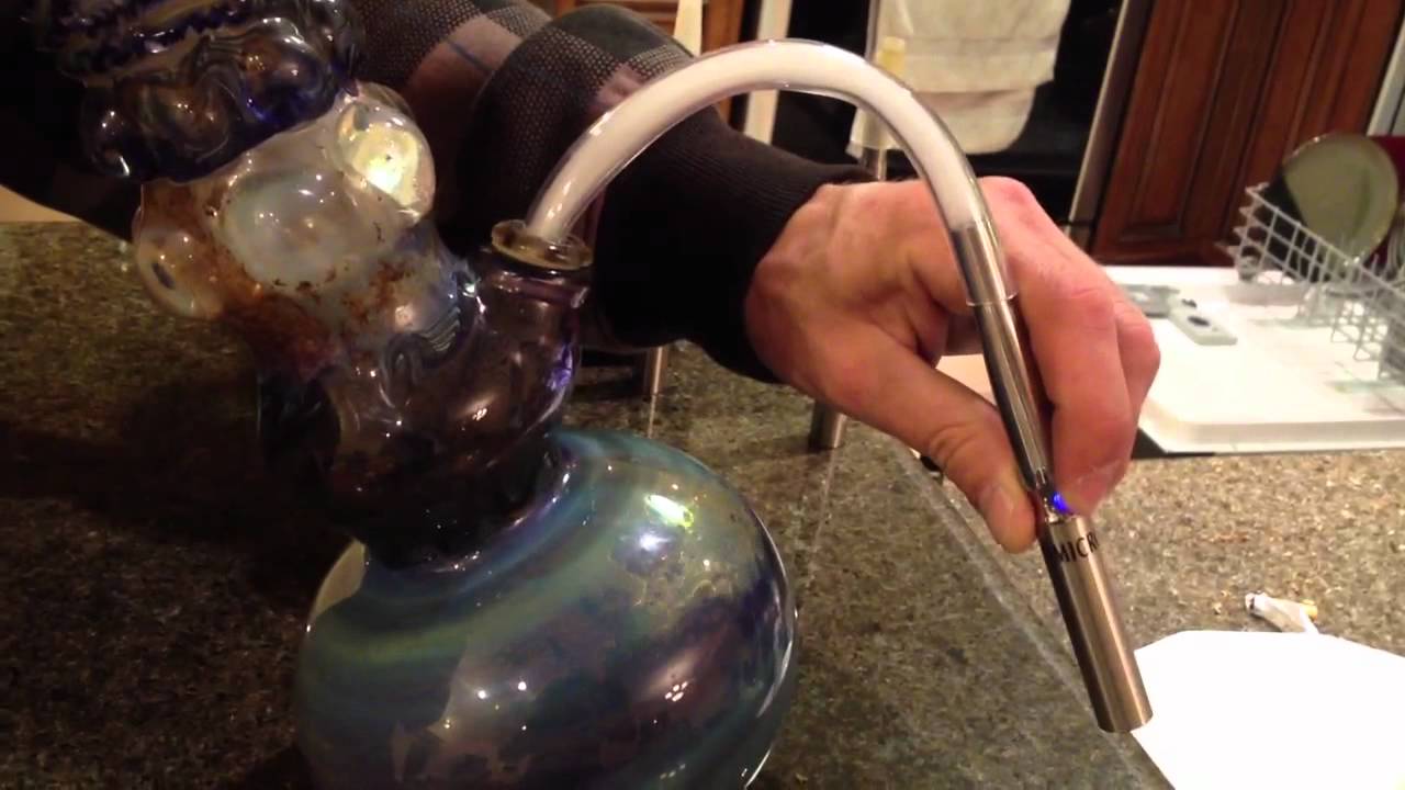Omicron Vaporizer with Bong