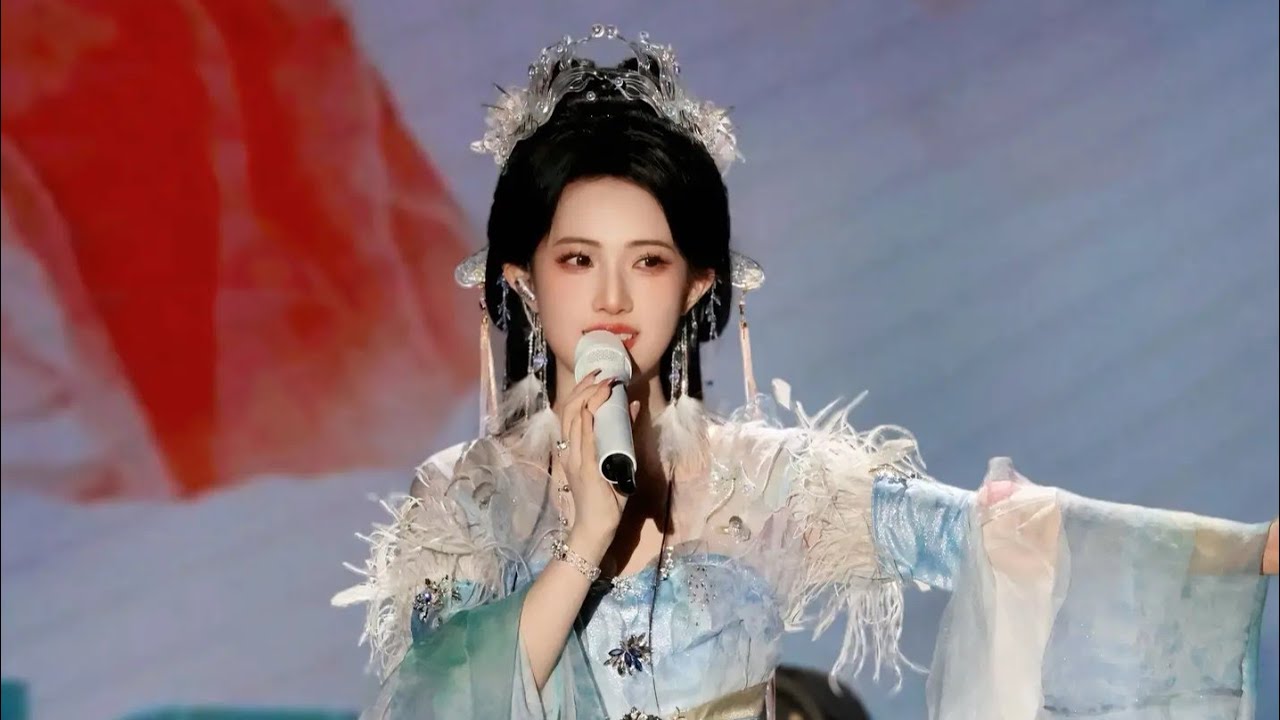 平生不晚 · 壁上观『一刹那 栩栩缕影浮光映宫阙错问今夕是何年』一晚好梦 · 上海站 | #壁上观上 #平生不晚 #一晚好梦 #平生不晚现场