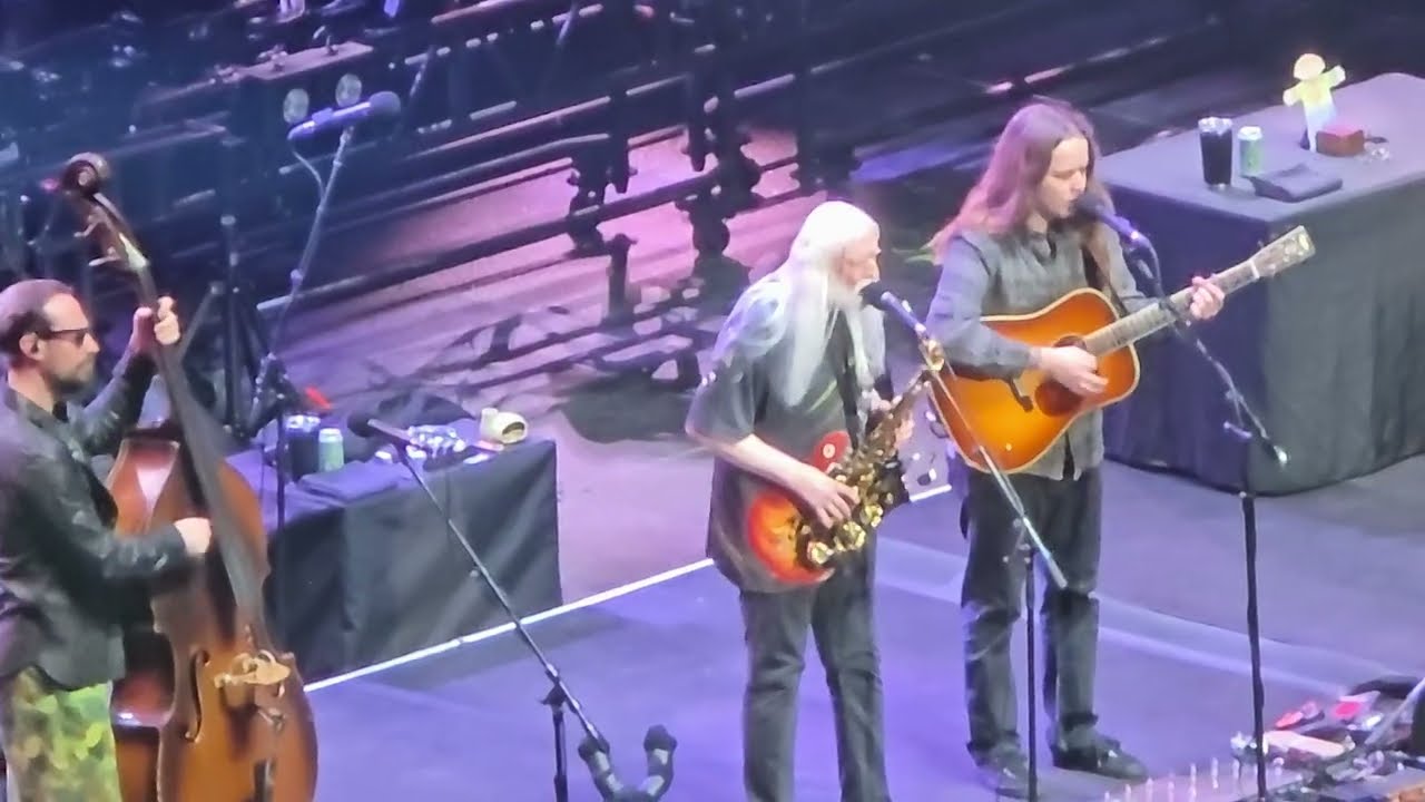 Billy Strings  - Ain't Nothing To Me - w/ Edgar Winter - 02/20/26 #billystrings 