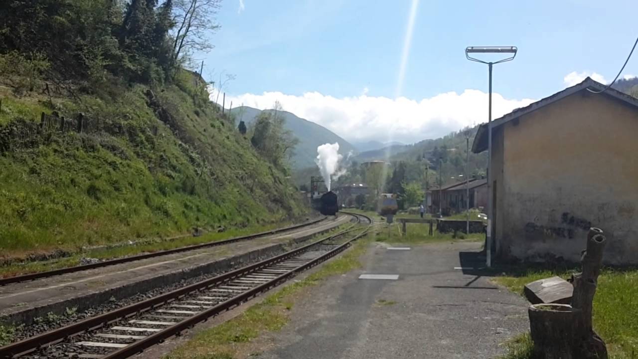 Arrivo del treno a vapore a gragnola