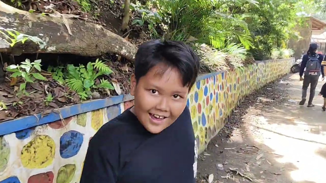 Akhirnya mencari kolam renang ☺